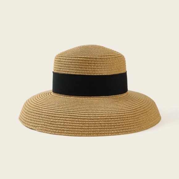 Straw Hat - Picture 1 of 3